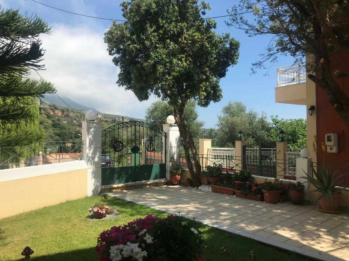 Naftilos Studios Лурдата Экстерьер фото