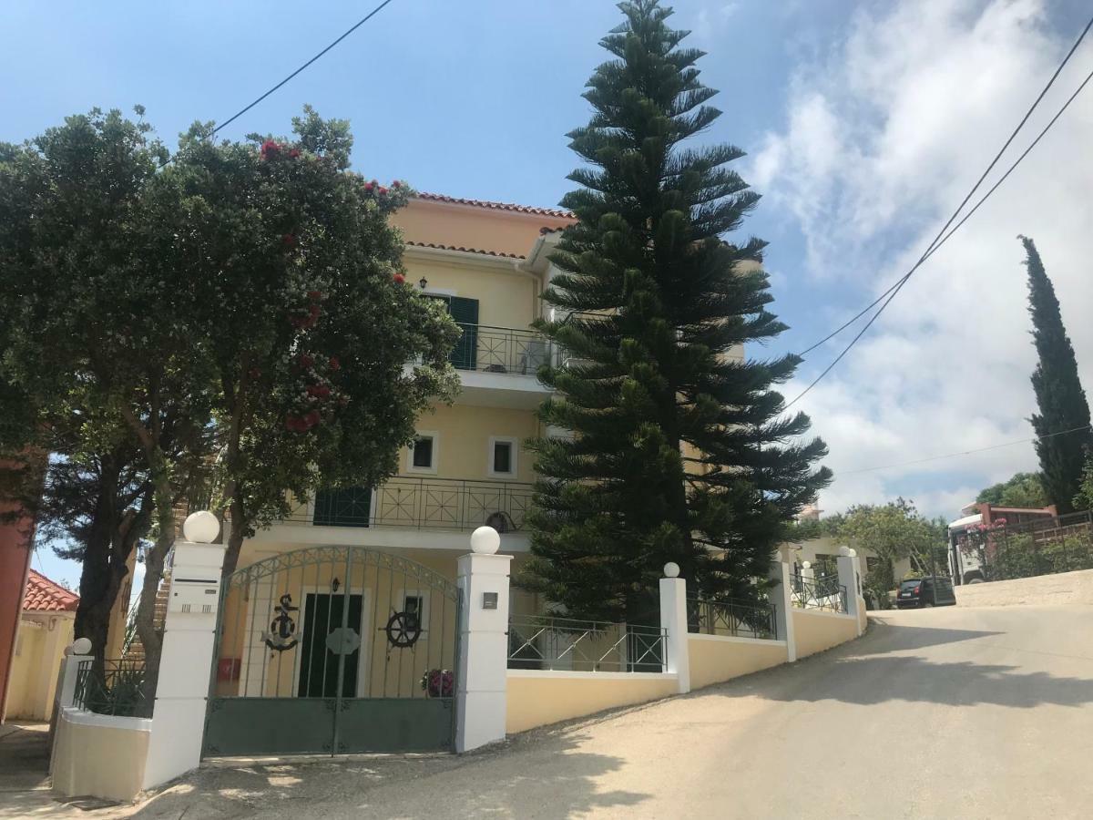 Naftilos Studios Лурдата Экстерьер фото